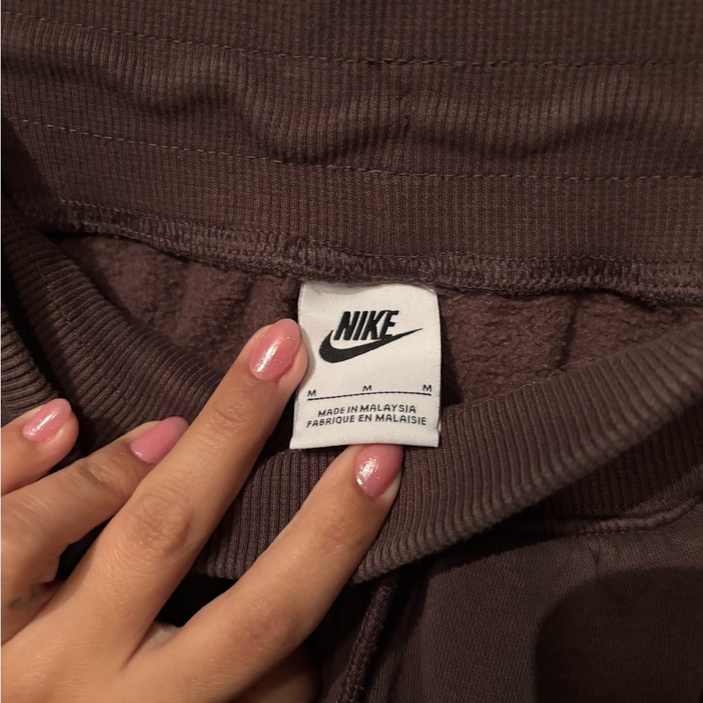 Nike Brown joggers